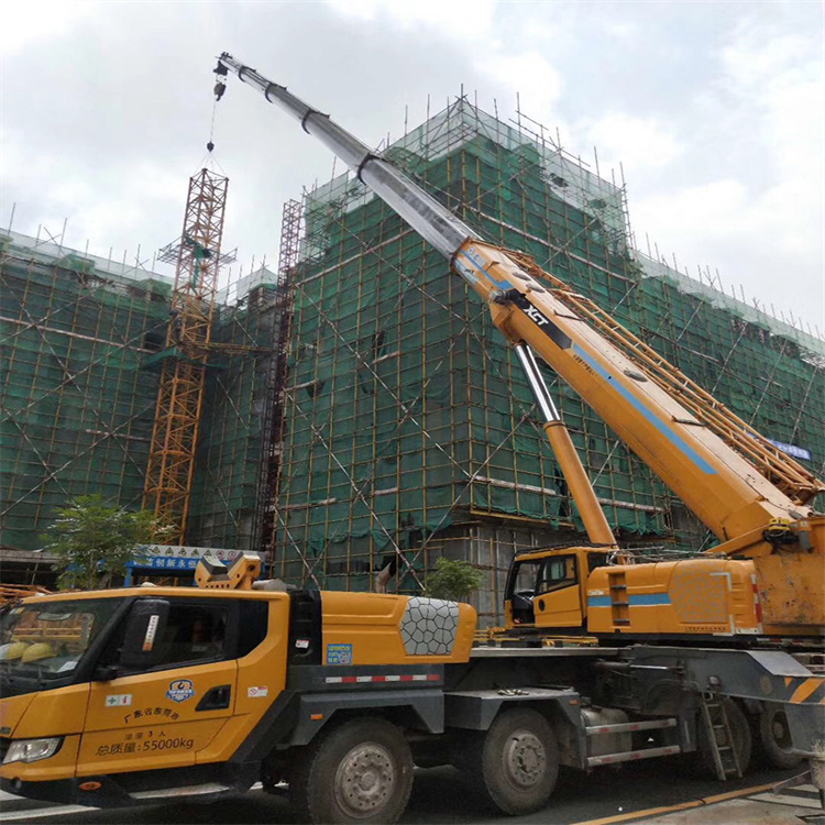 德化县谈谈吊车租赁需要注意的事项